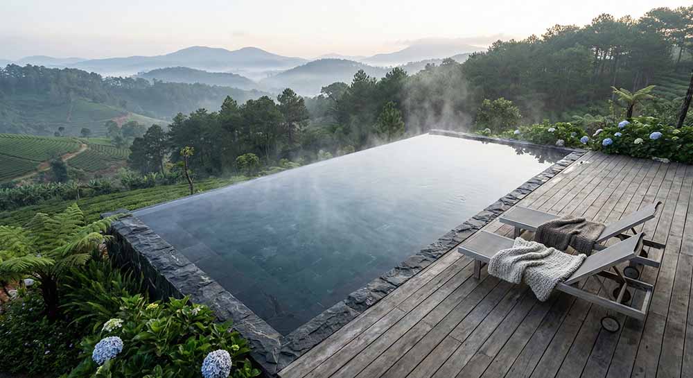 Hồ bơi vô cực view đồi chè với kỹ thuật giấu mương tràn thẩm mỹ
